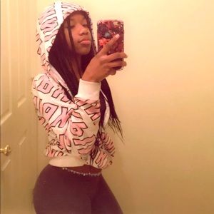 Meet your Posher, Kay